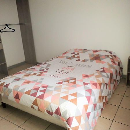Appart Comme Chez Soi Pusignan Εξωτερικό φωτογραφία